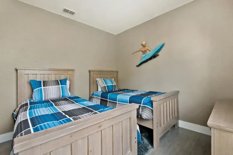 Five Star Vacation Homes