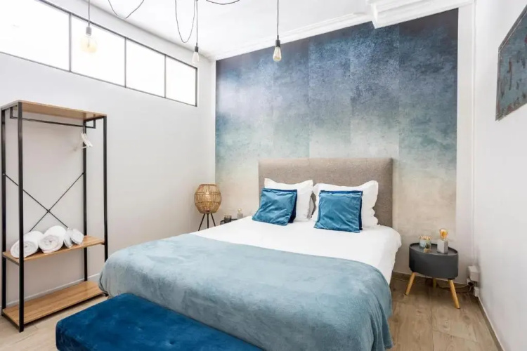 Edwin Suites