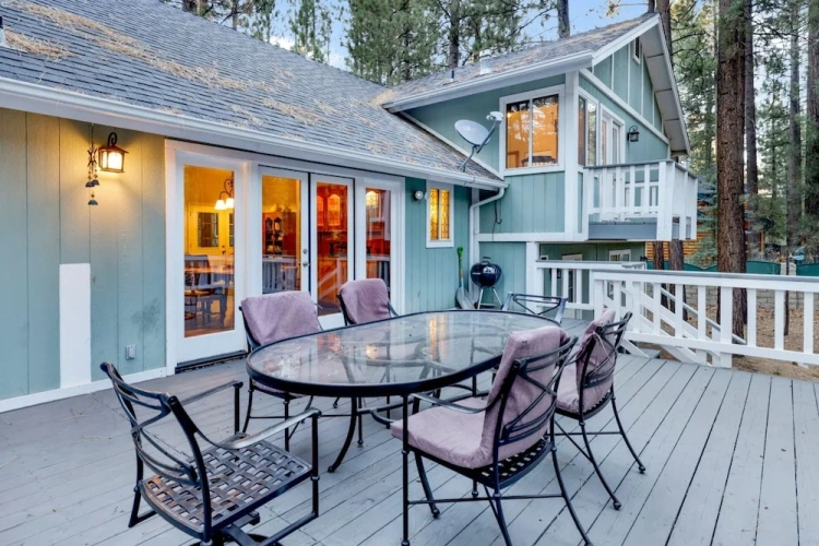 3 Bedrooms Cottage