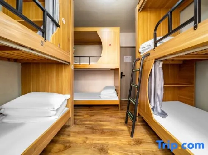 Bed in Dorm (male dorm)