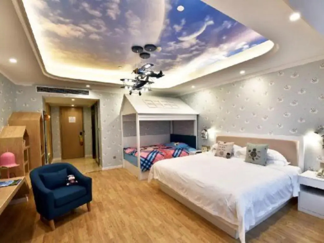Kinglead Hotel