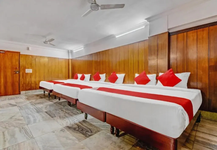 Pavithra Paradise By OYO Rooms