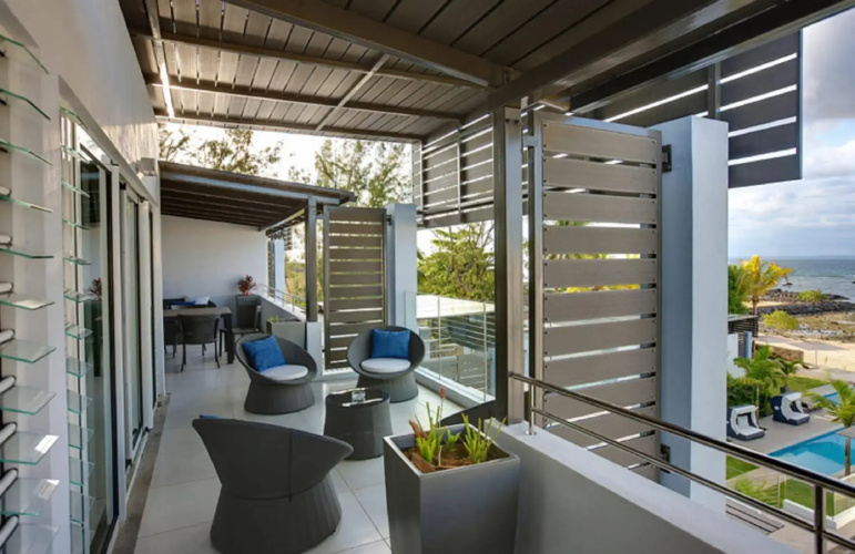 Plage Bleue Beachfront Apartments
