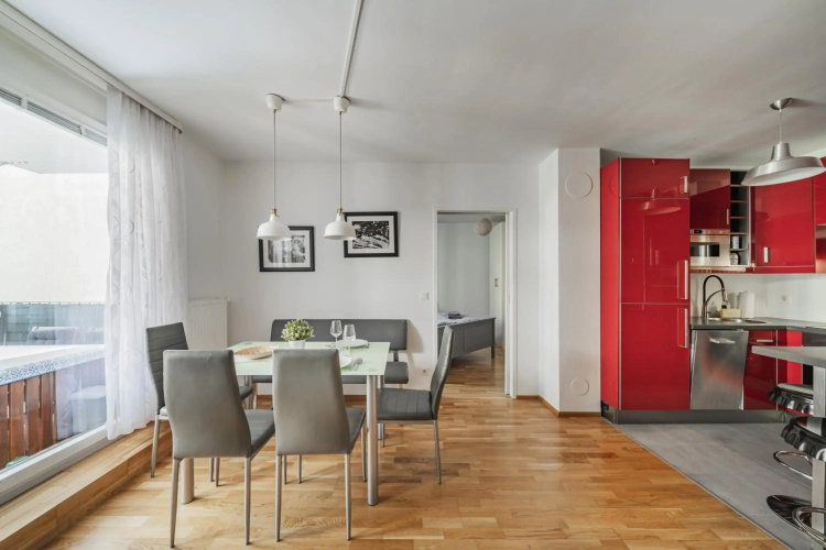 17 C&J's Apartment