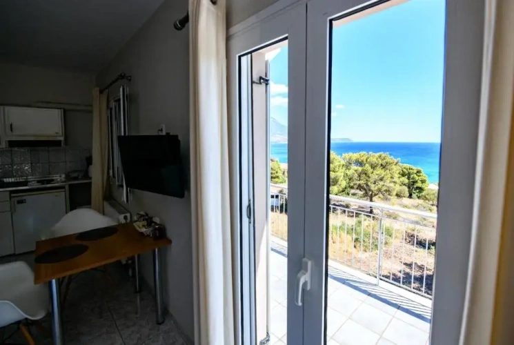 Studio with sea view
