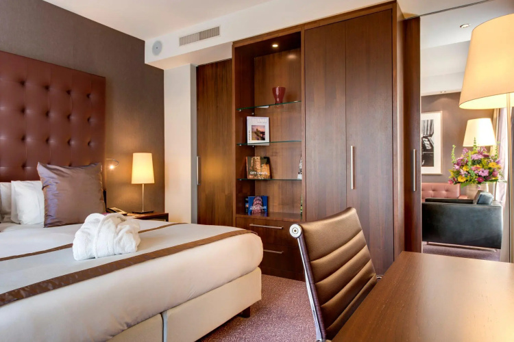 Crowne Plaza Amsterdam South by IHG