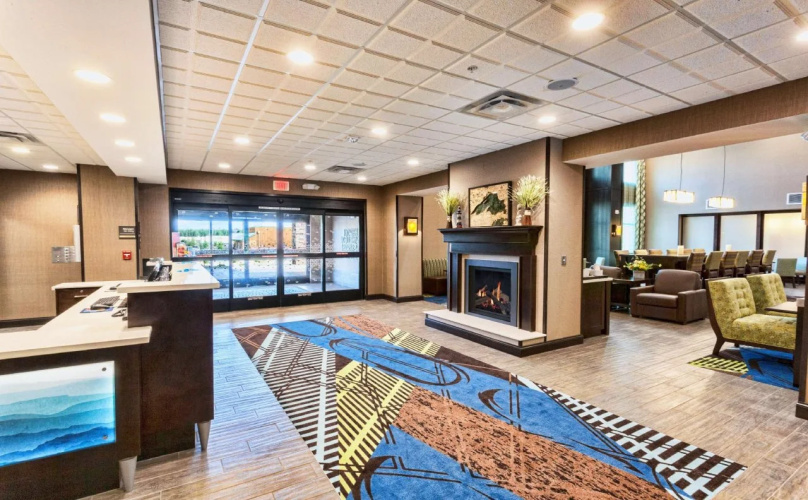Hampton Inn & Suites Duluth North Mn