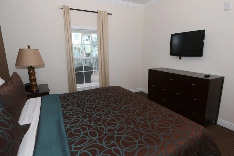 1 Bedroom Deluxe room with balcony