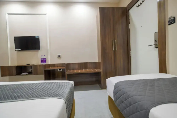 Hotel Miracle