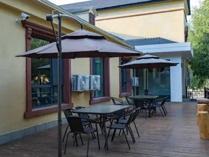 Kanas H Resort