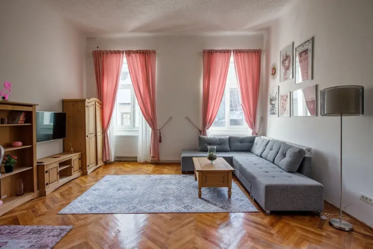 Mira Central Residence