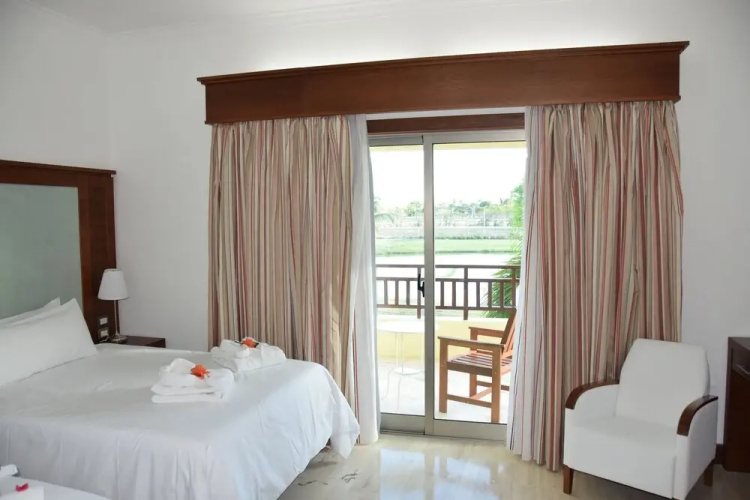 Sunset boutique hotel  All-Suites