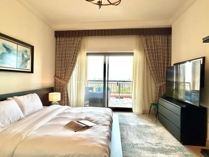 Spacious 2BR in Palm Jumeirah