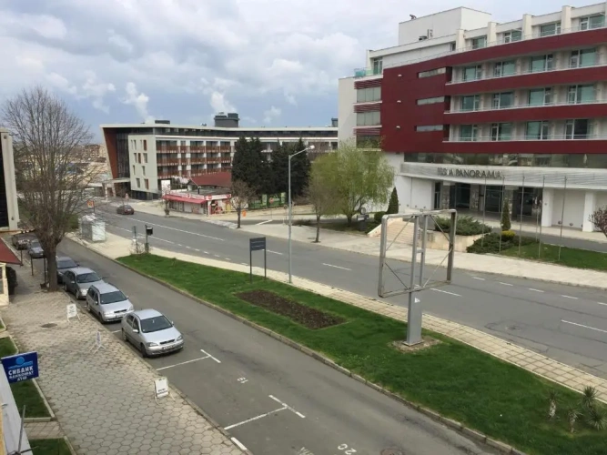 2 Bedrooms Apartment with view