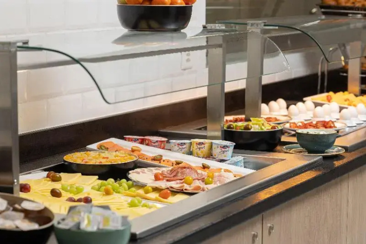 Holiday Inn Express & Suites Sion