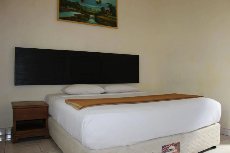 Hotel Ayu Beach Inn