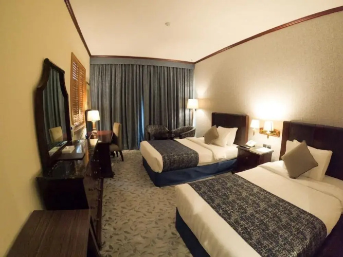 Knight Armour Hotel