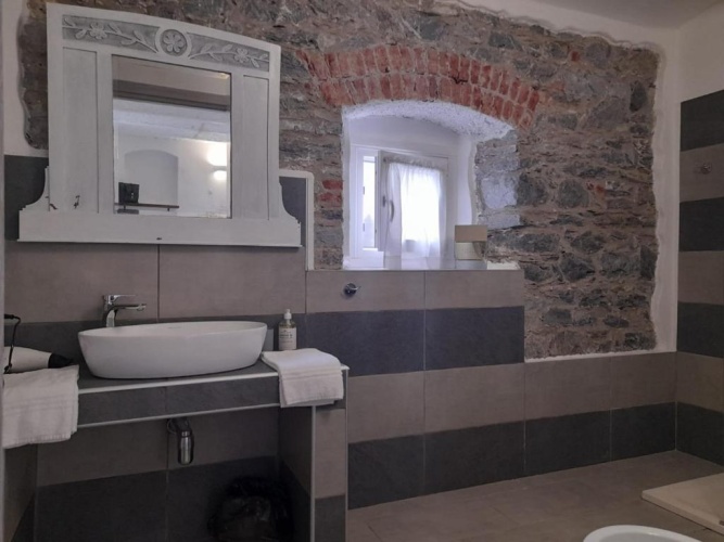 Deluxe Double room with partial sea view