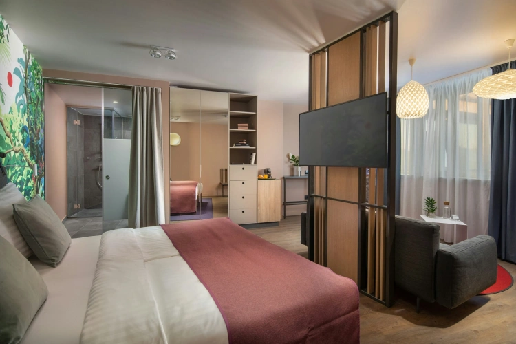 Guest rooms