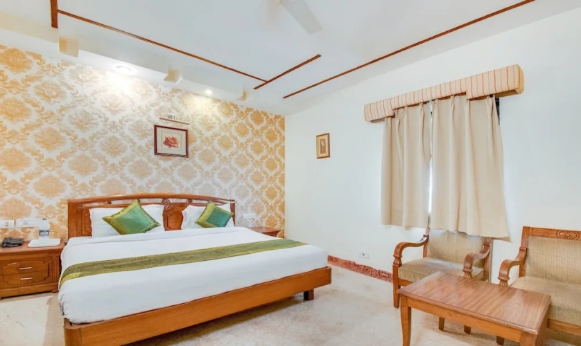 Deluxe Single room