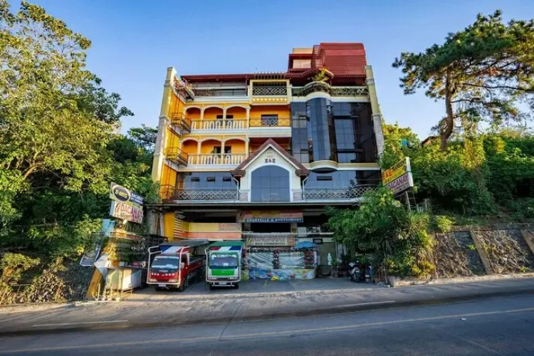 OYO 735 E and E Valley High Apartelle