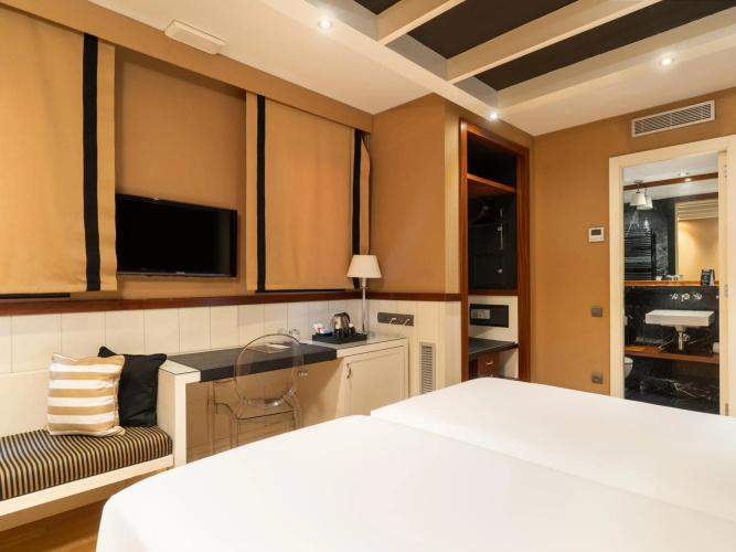 U232 Hotel photo 21