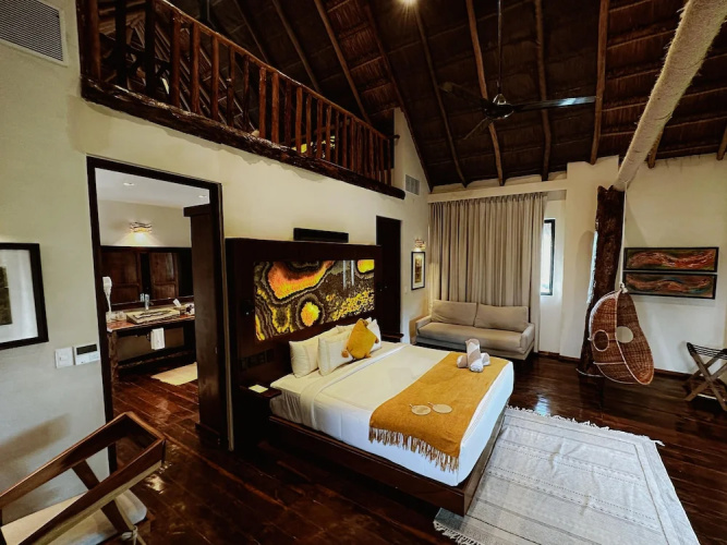 Casa Teka