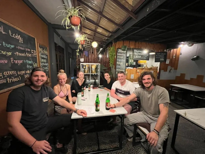 Dong Paloh Hostel