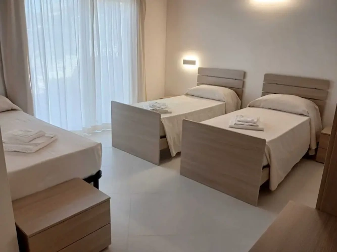 Standard Triple room with balcony