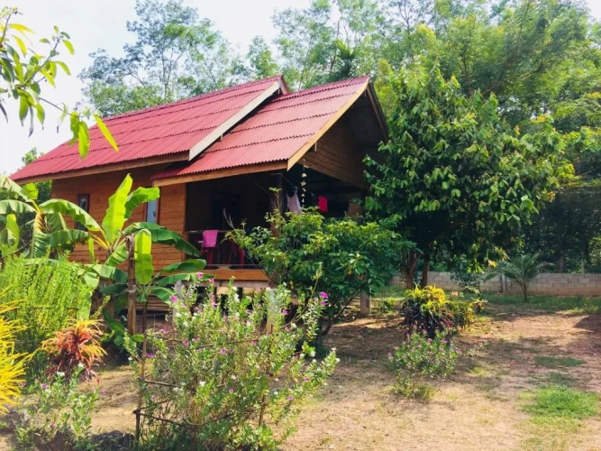 Deluxe Bungalow with garden view
