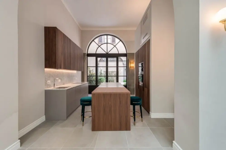 Luxury Apartment