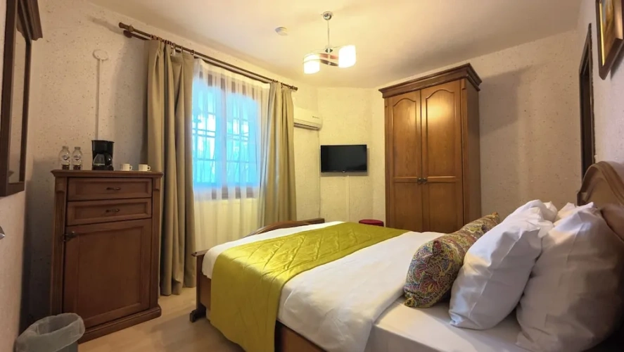 Standard Double room with view