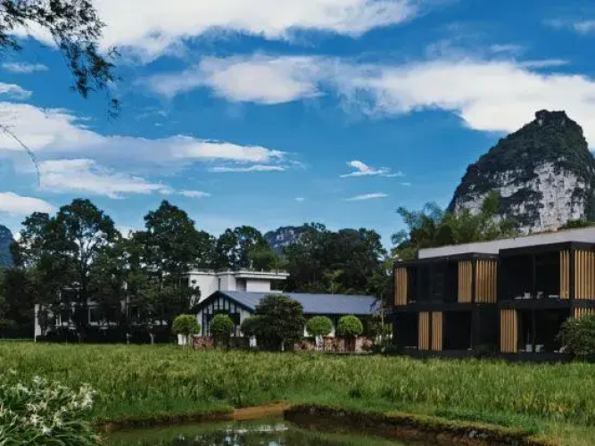 Mingshi Nali Hotel