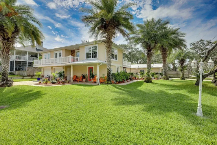 St Augustine Apt w/ Hot Tub Access ~ 1 Mi to Beach