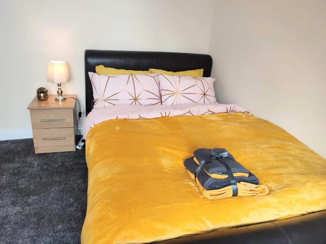 Crystal Suite 4 - Private Parking - Metro