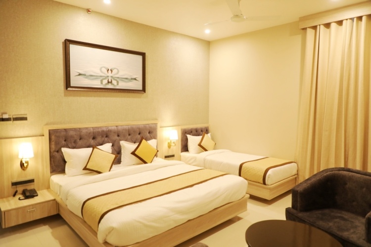 Standard Triple Family room