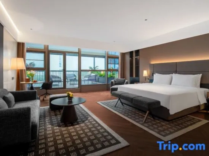 Suite with garden view