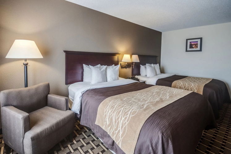 Comfort Inn & Suites