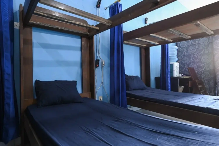 RedDoorz Bunk Bed