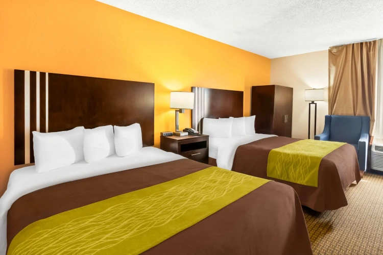 Standard Quadruple room
