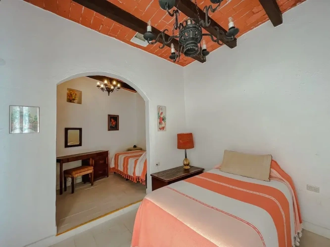 Economy Twin room
