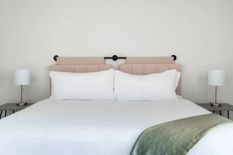 Austin Grand Studio Apartment