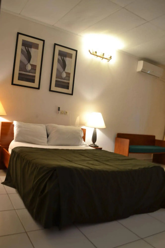 Hôtel Restaurant L'Aquarius Marina 2000 Douala
