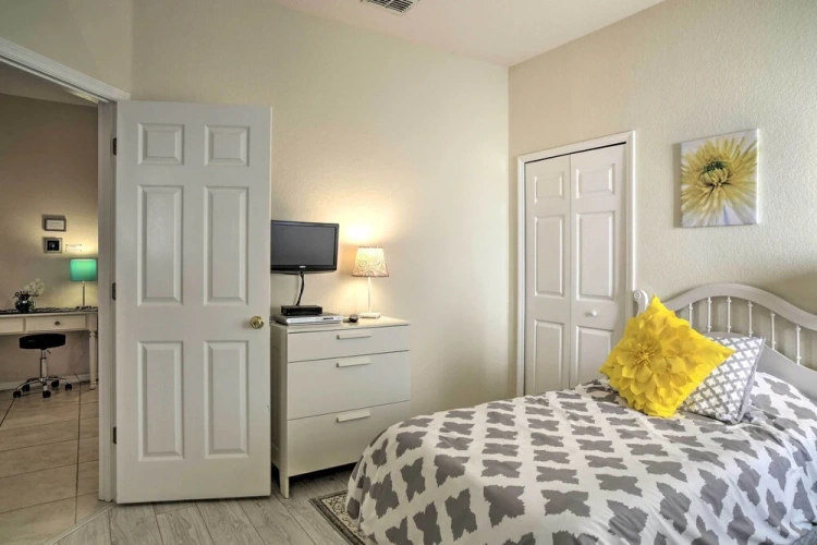 4 Bedrooms Villa