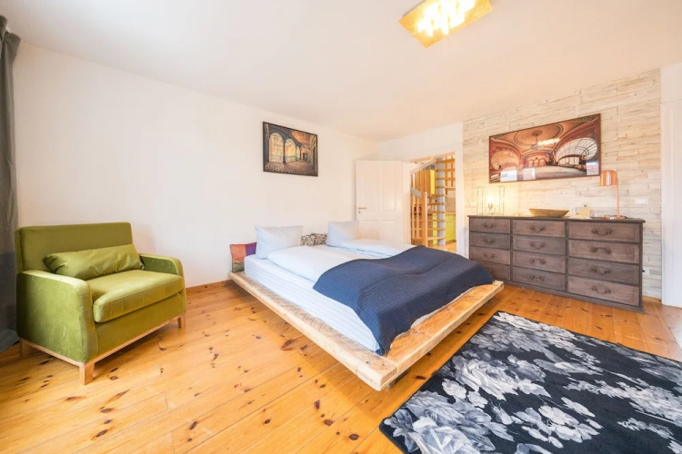 Design Apartments - "Potsdam City 18"
