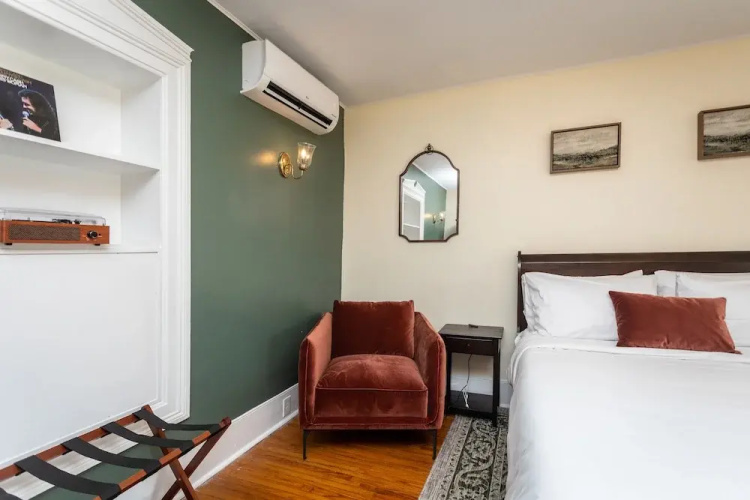 The Legacy Inn