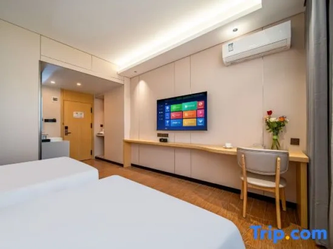 Premium Twin room
