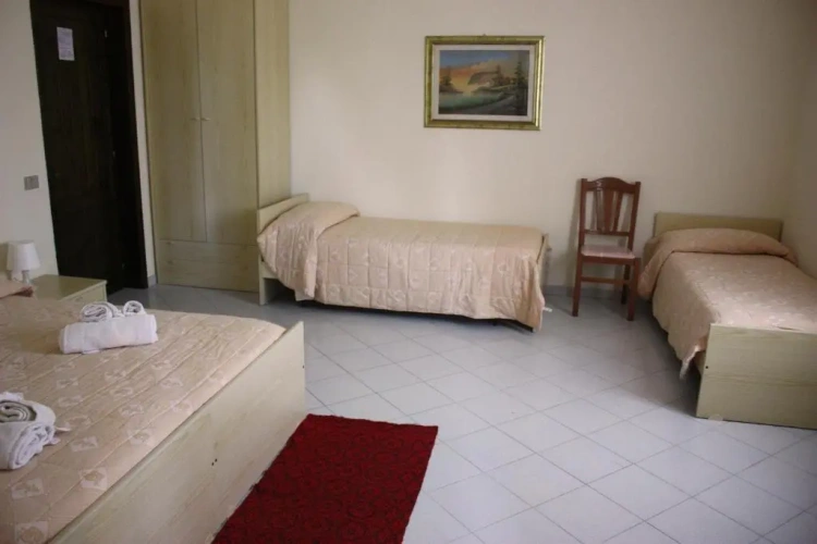 Standard Quadruple room