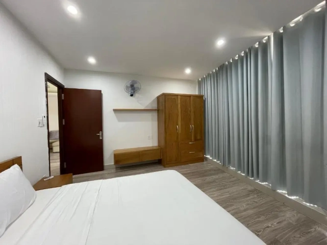 3 Bedrooms Apartment