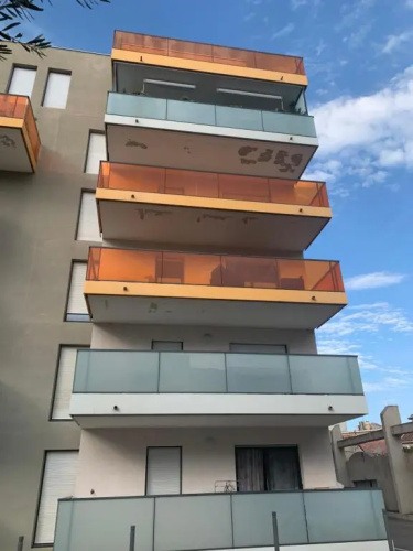 Appartement neuf climatisé avec parking